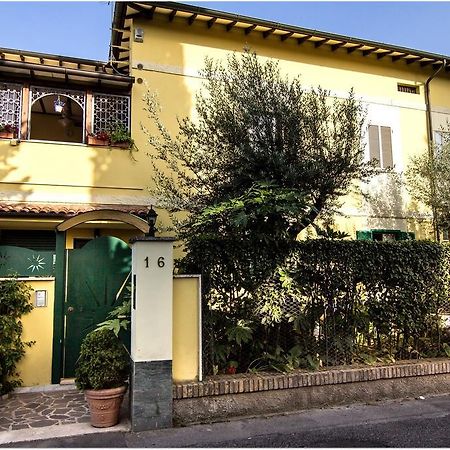 B&B Degli Amici Ciampino Kültér fotó