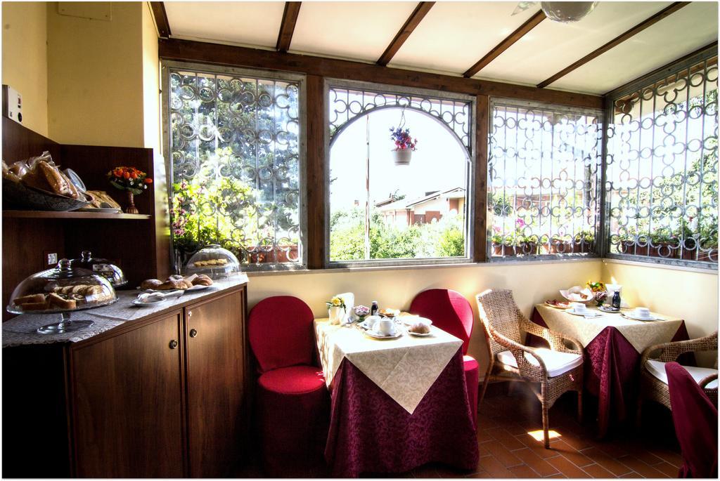 B&B Degli Amici Ciampino Kültér fotó