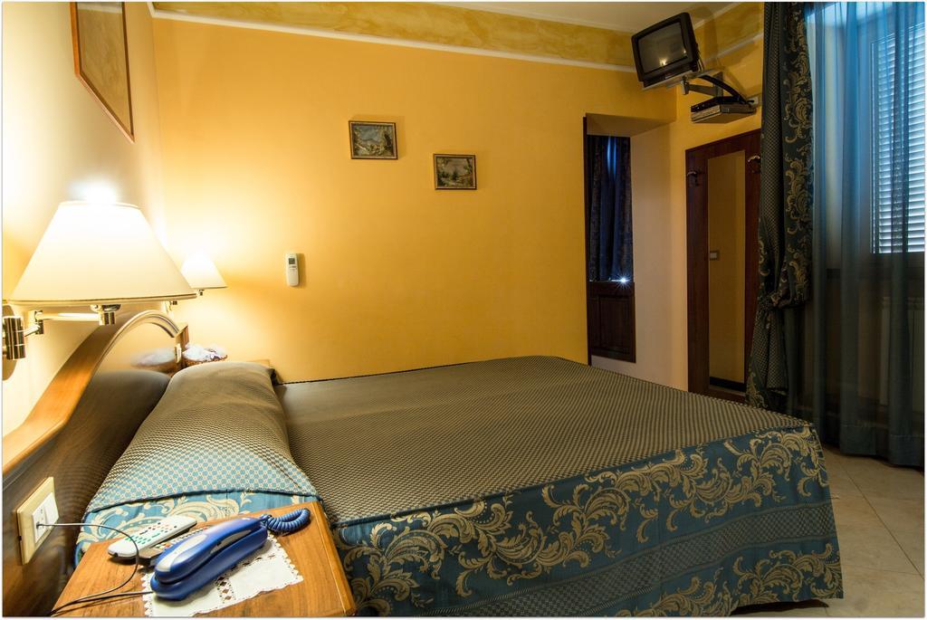 B&B Degli Amici Ciampino Szoba fotó