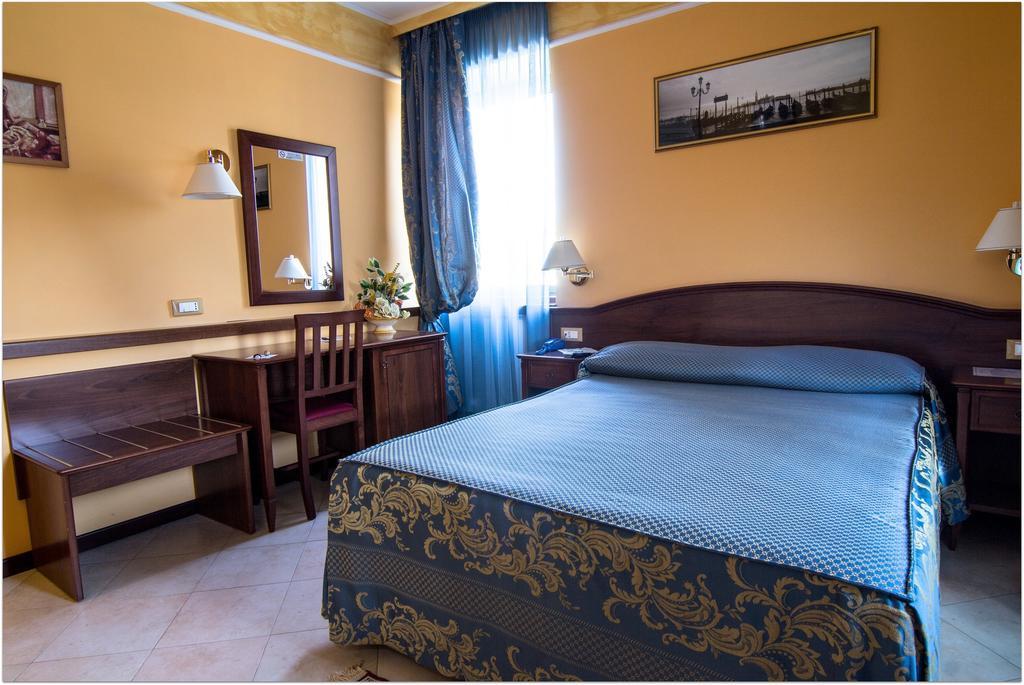 B&B Degli Amici Ciampino Szoba fotó