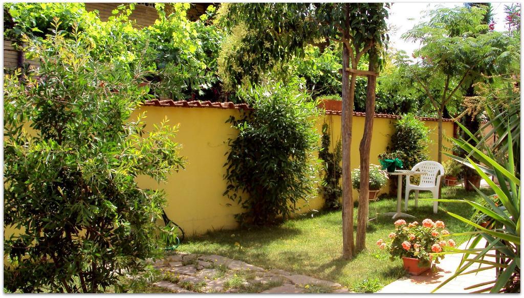 B&B Degli Amici Ciampino Kültér fotó